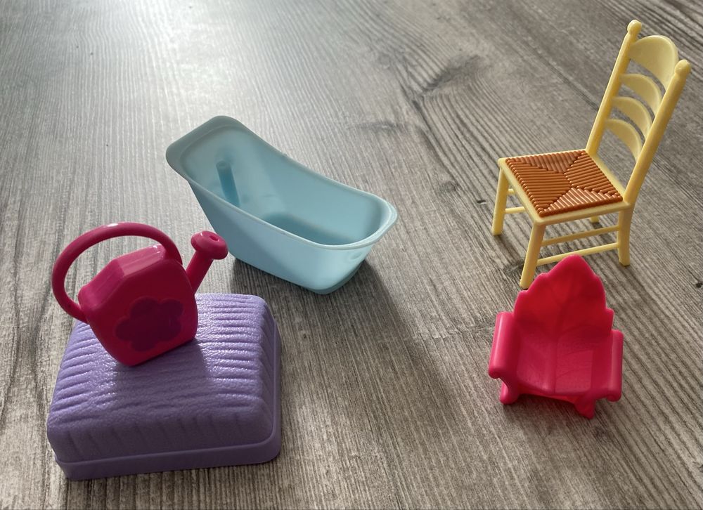 Zestaw mix dodatków dla lalek barbie jedzenie, meble, biżuteria