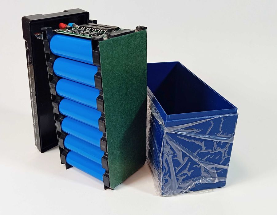 Аккумулятор 18650 литий-ионный сборка 3S7P, 12 вольт, 145 Wh + ЗУ