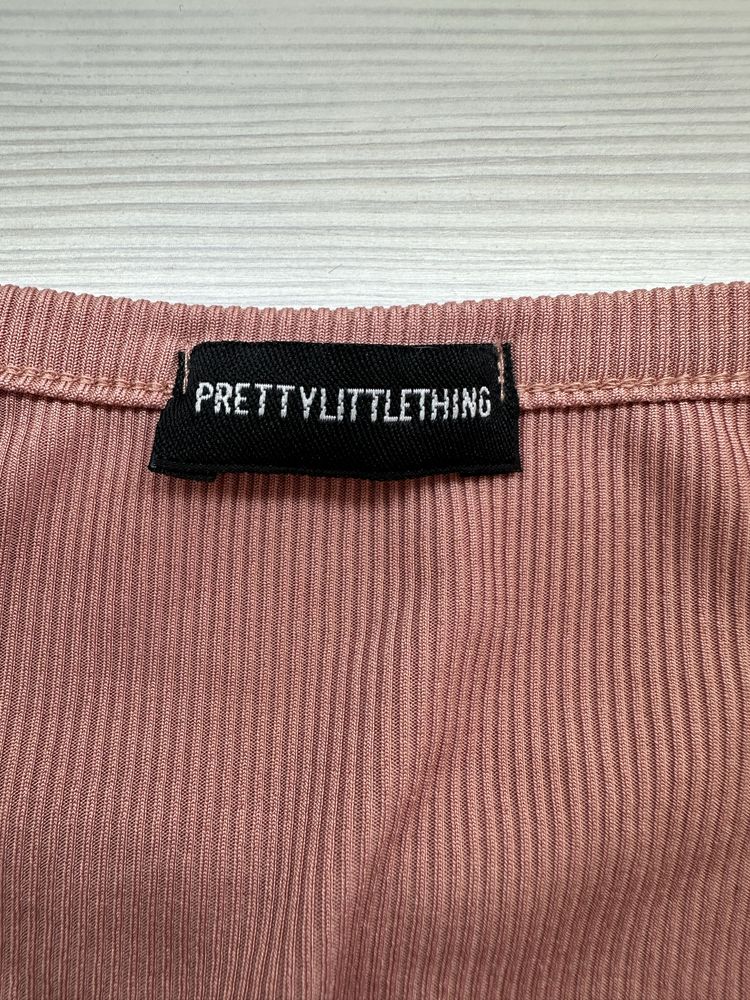 топ із довгим рукавом PrettyLittleThing