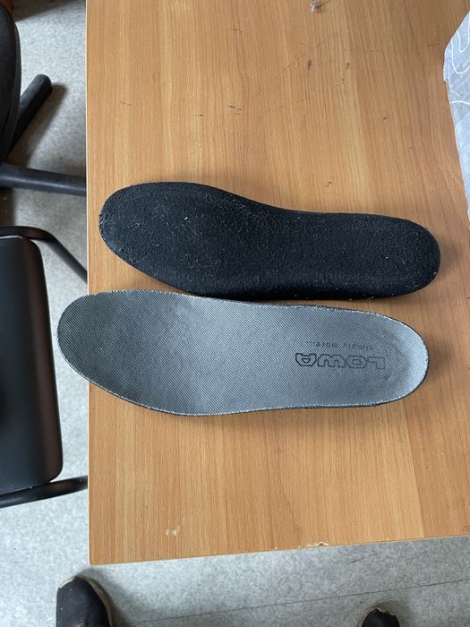 Чоловічі трекінгові черевики lowa 42,5 27cm