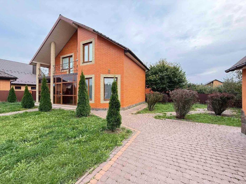 Продаж будинку на Старому місті