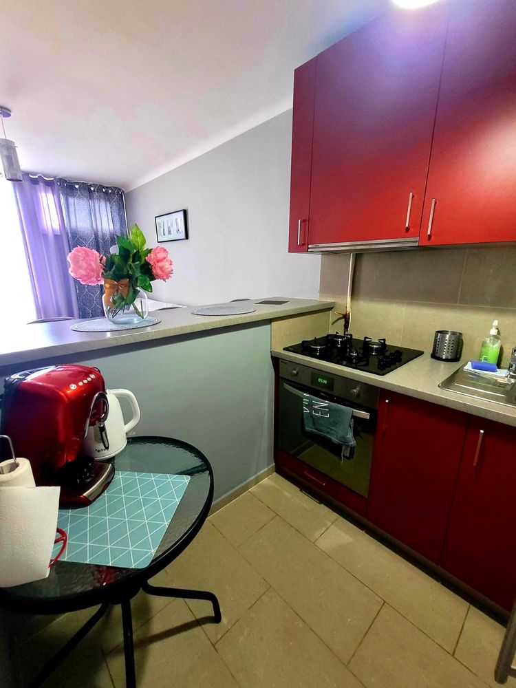Apartament, mieszkanie w centrum przy metrze, na godziny, noce i doby.