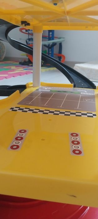 Pista de Carros 3 Níveis – Parque de Estacionamento e Lavagem