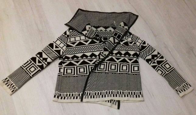 Sweter kardigan w azteckie wzory beżowy czarny S/M jak nowy