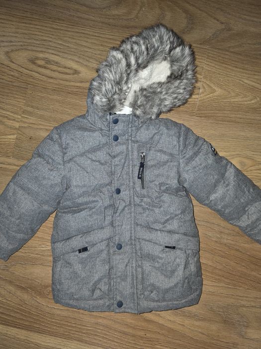 Продам куртку C&A 86 розміру