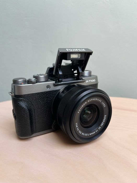 Fujifilm X-T100 + Obiektyw XC 15–45mm + Akcesoria