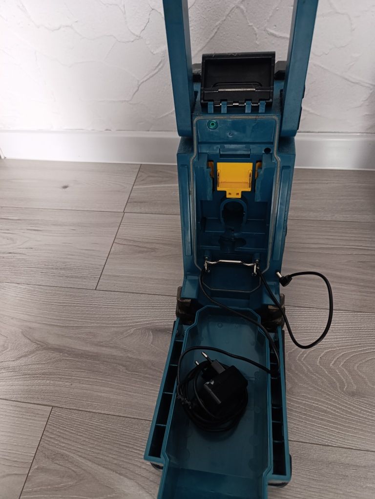 Sprzedam radio makita