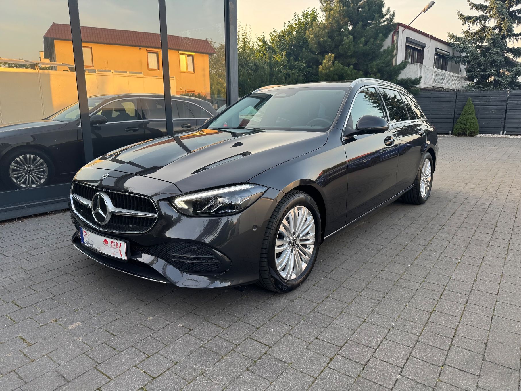 Mercedes-Benz Klasa C 220d 200km automat bogate wyposażenie z Niemiec opłacony lekko uszkodz