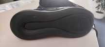 Tênis NIKE AIR MAX-. MT bom estado
