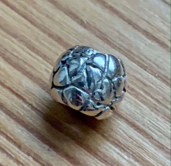 Pandora, nowy, oryginalny srebrny charms Serduszka