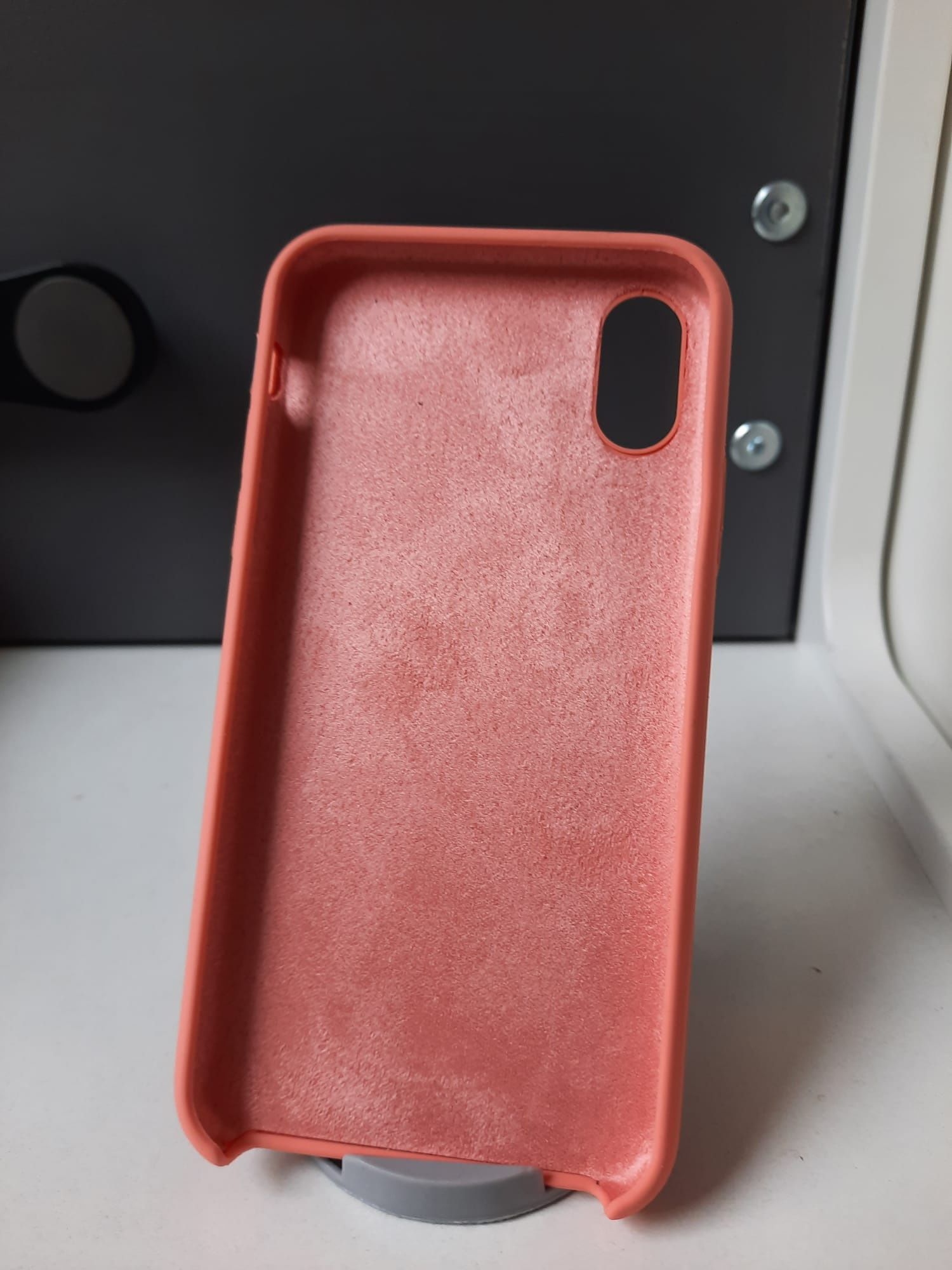 Etui silikonowy dla Iphone X/XS z mikrofibrą