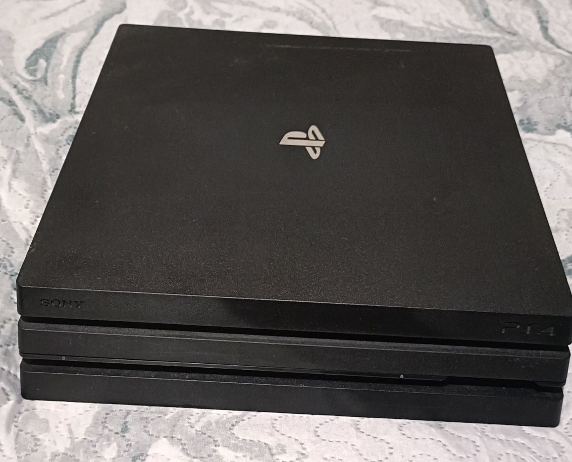 PlayStation 4 em bom estado