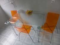 Mesa de vidro+ 4 cadeiras
