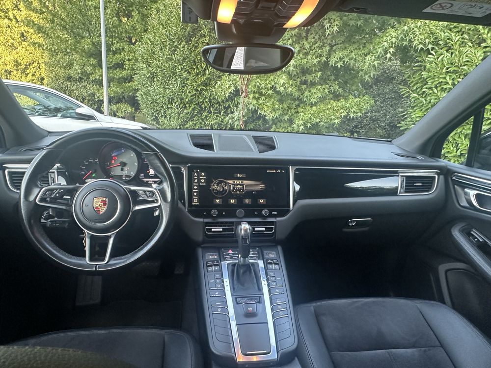Porsche Macan S