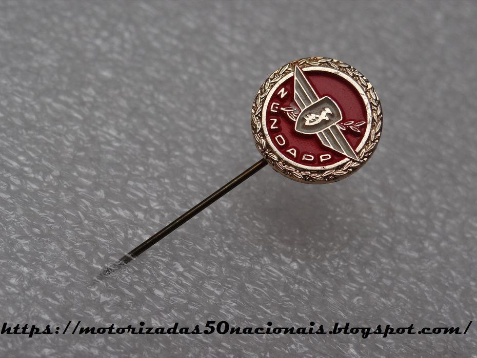 Conjunto de Artigos de Colecionador Zundapp