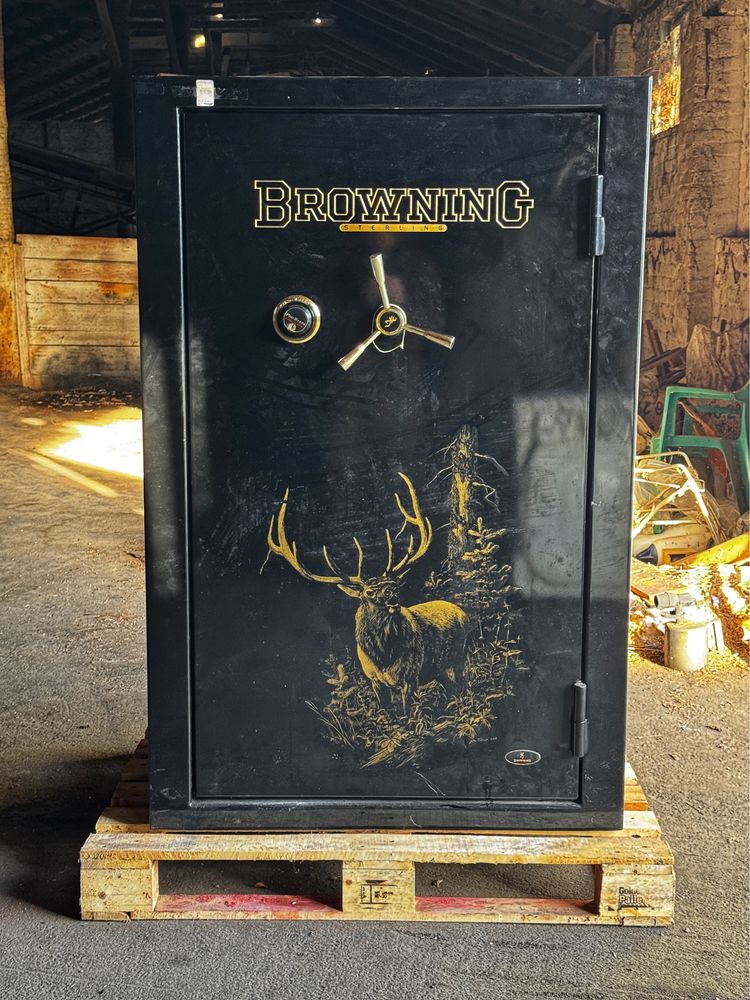 Сейф оружейный BROWNING Sterling
