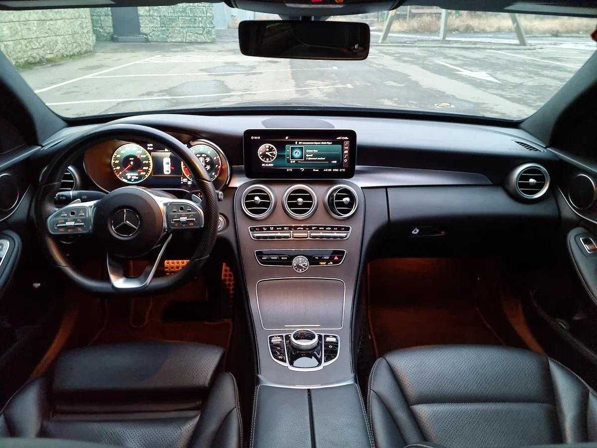 Mercedes Benz C Класс 300,2021