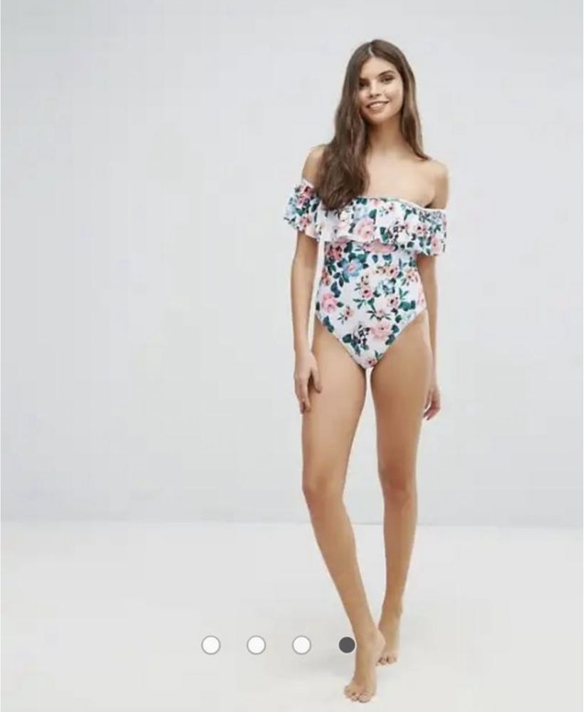 Суцільний купальник Boohoo в квітковий принт
