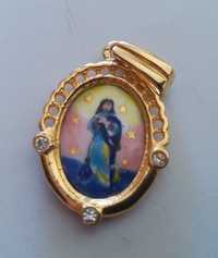 22623#Medalha prata dourada N S Conceição em porcelana esmaltada