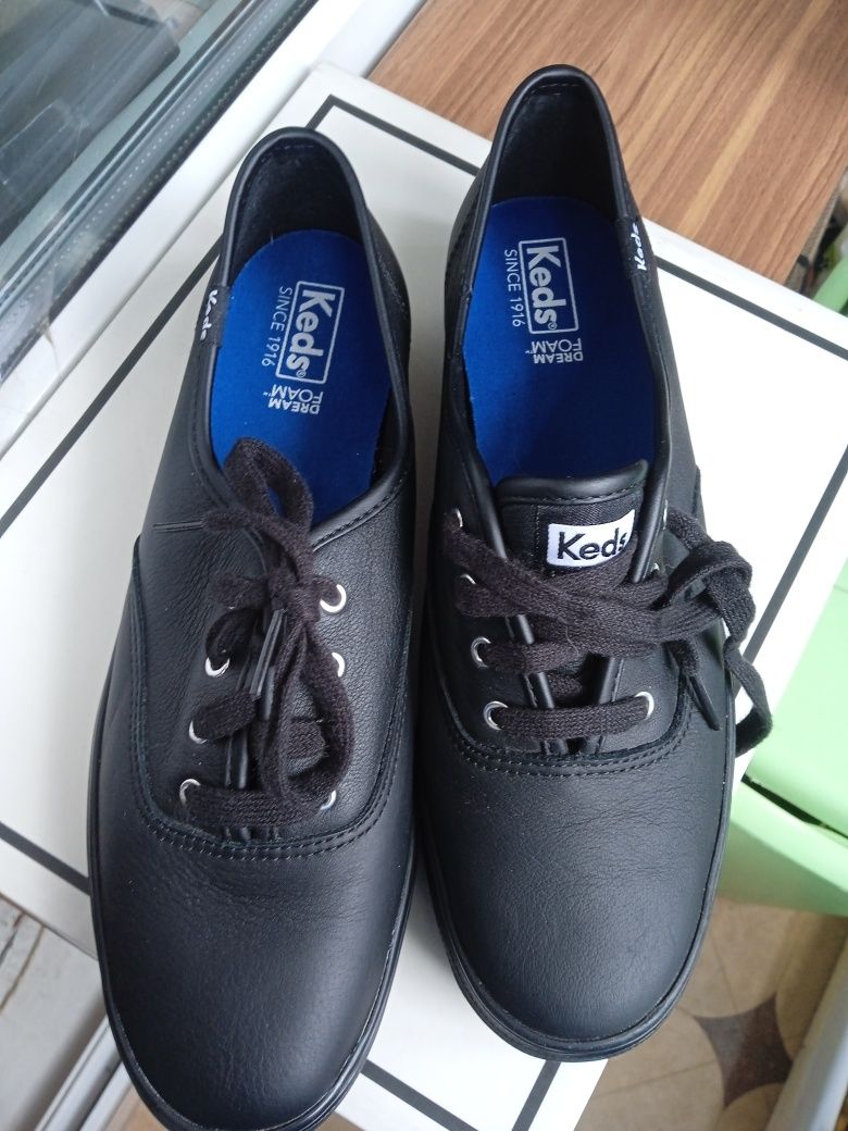 Мокасины  KEDS из кожзама.