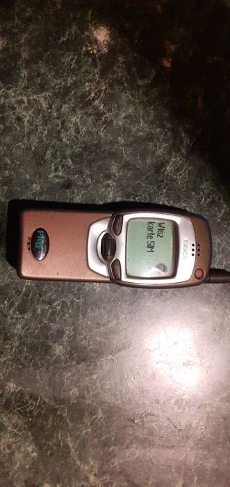 Zestaw telefonów komórkowych