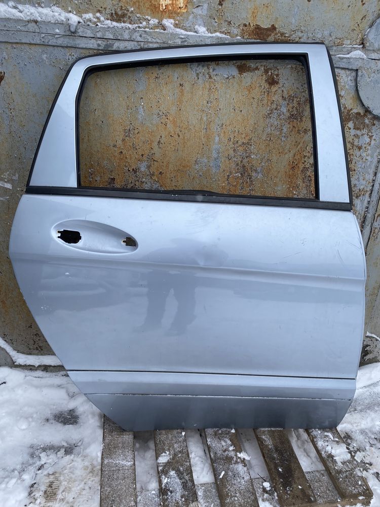 Дверь задняя правая (Минивен) Mercedes W245 2005-2011 (Мерседес Б)