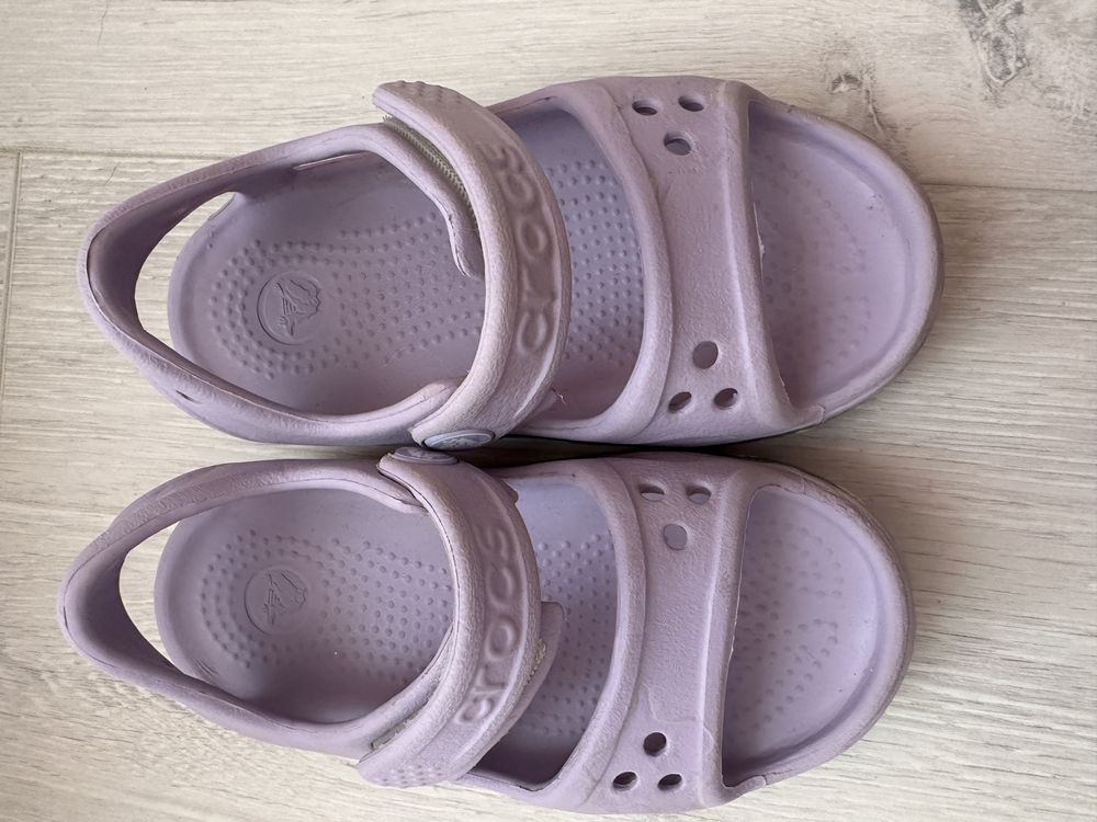 Босоніжки дитячі  Crocs