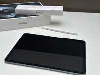 iPad Air (5th Generation) 10.9 Wi-Fi 64GB + Apple Pencil (2.generacji)