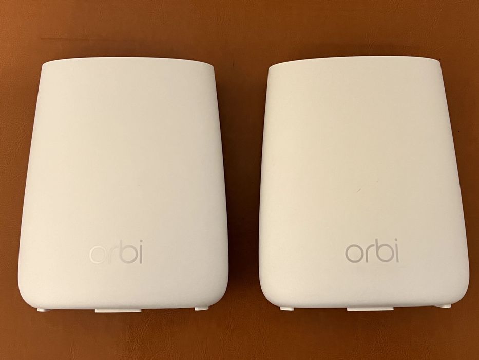 Netgear Orbi RBK20 – trzy zakresowy router mesh do 250 m²