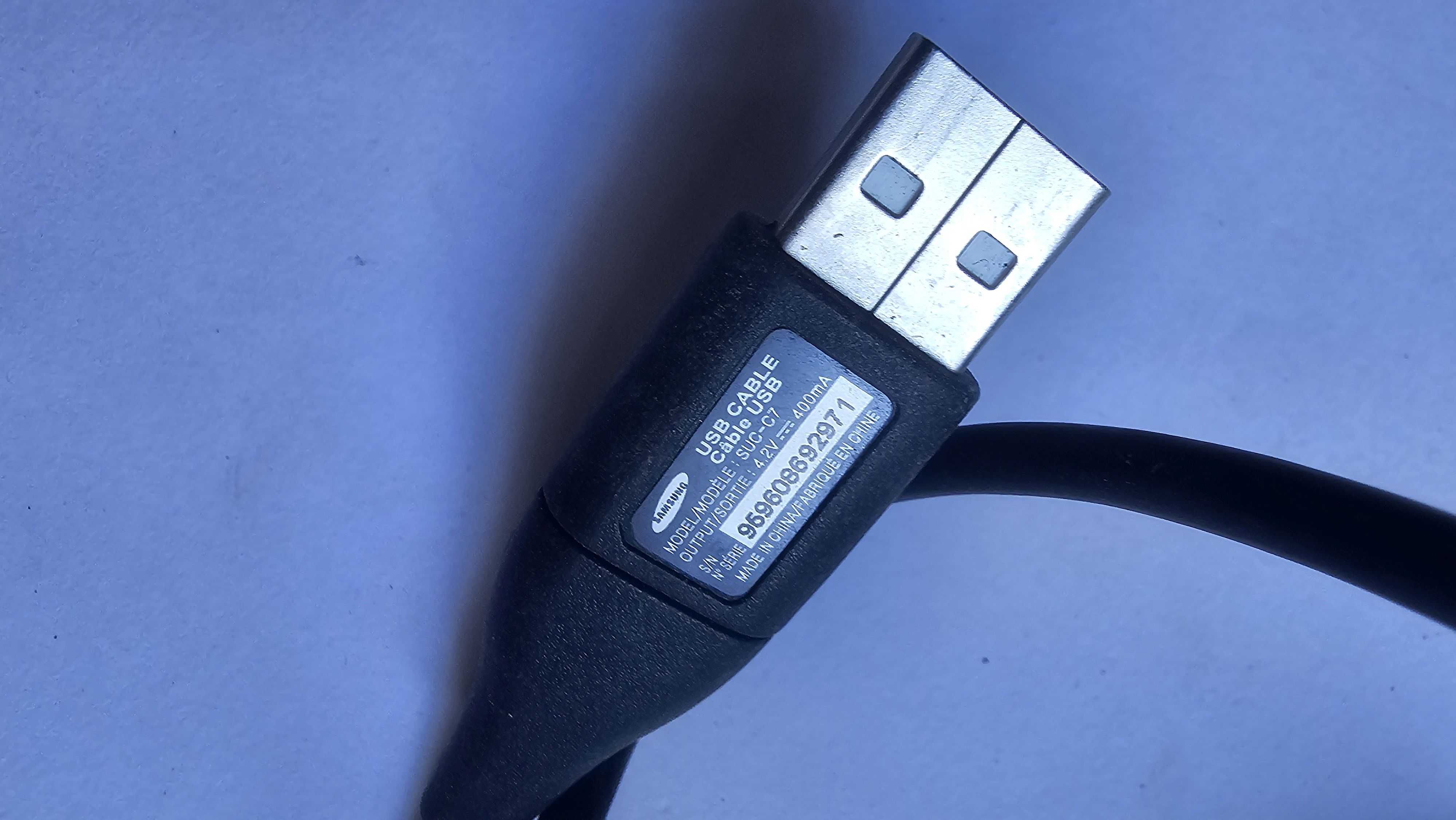 Kabel USB Samsung do starszych telefonów SUC-C7 50cm czarny