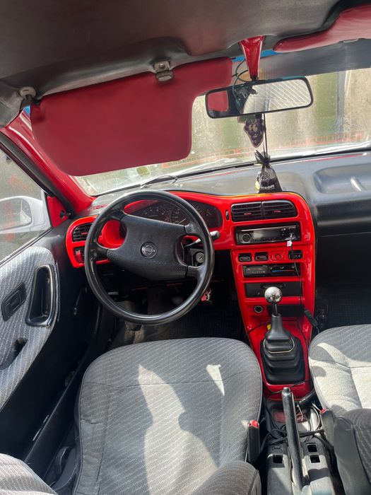 Nissan sunny газ/бенз