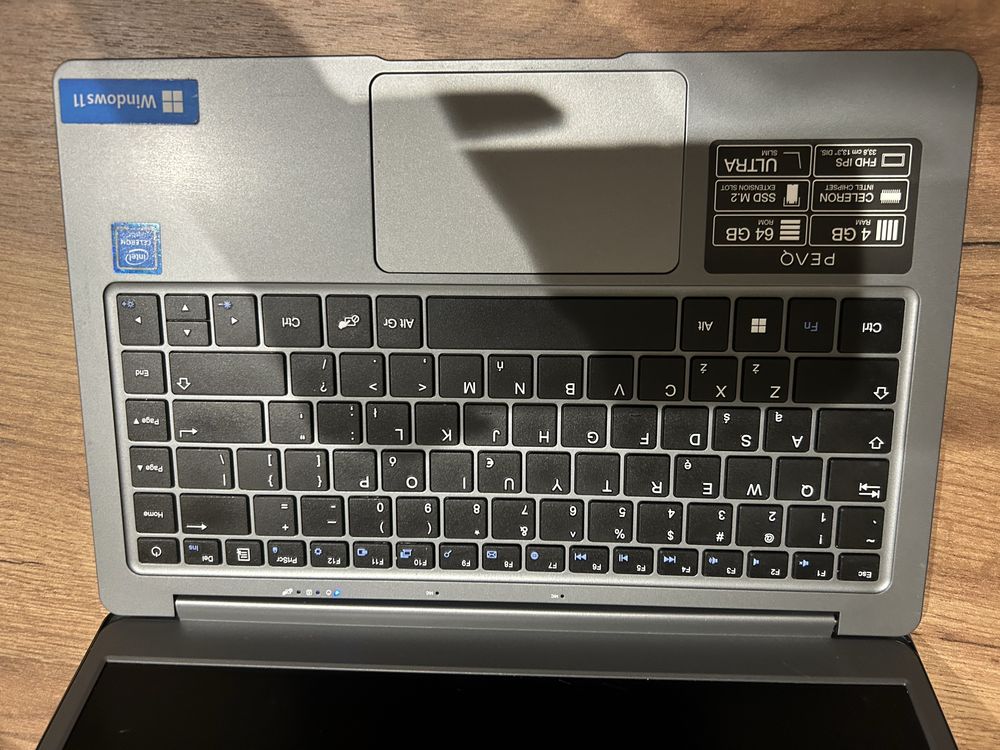 Ноутбук Peaq slim s132v 64GB