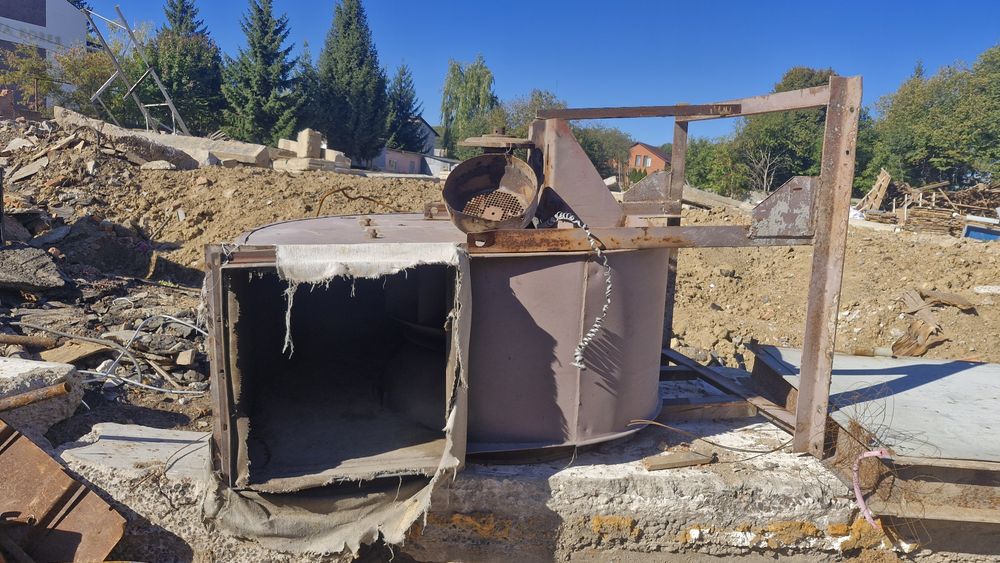 Равлик улитка Витяжка листова бляха 
Руслан , Вінниця .
098-6