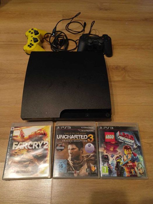 Sony PlayStation 3 slim + gry + 2 pady