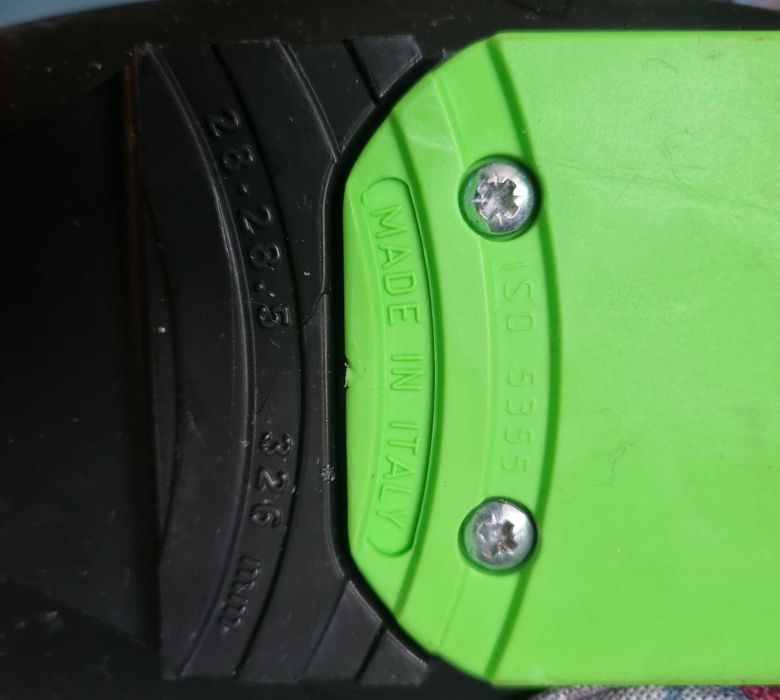 Buty narciarskie LANGE  Nowe !! Kask UVEX , Narty, Spodnie, Kurtka ,M,