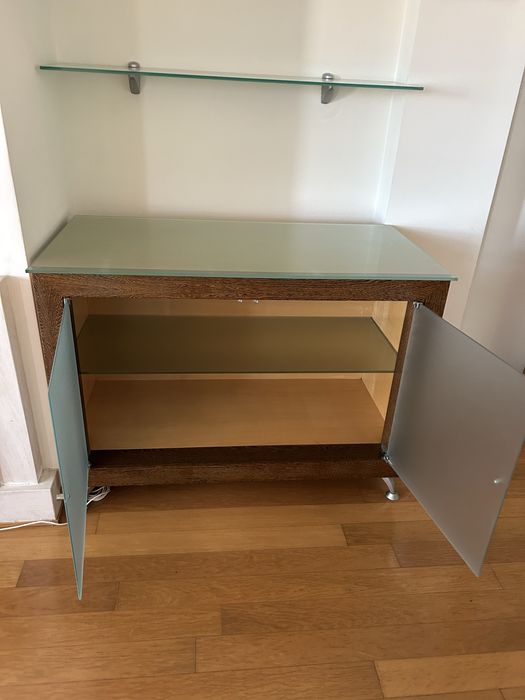 Mobel de madeira maciça