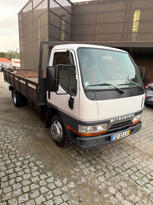 Carrinha Mitsubishi Canter 2.8 Turbo