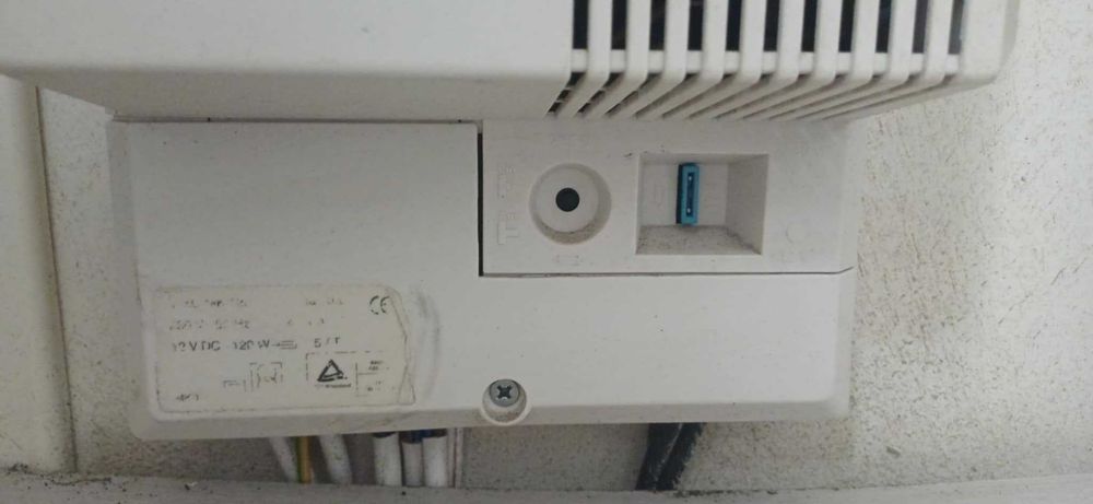 Hobby Elektroblock CLIPSAL przyczepa kempingowa kamper