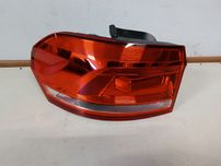 Vw Touran III 15-19 - Lampa tył tylna lewa w błotnik 5TA945095A