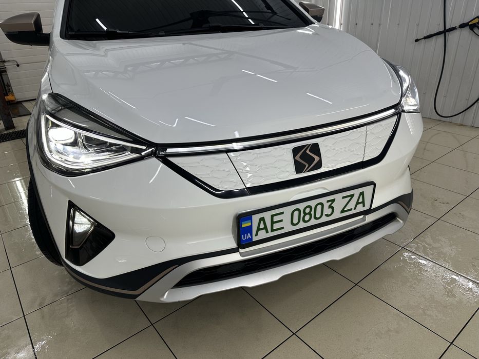 Електромобіль с пробігом