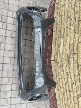 Передний бампер Opel Zafira оригинал