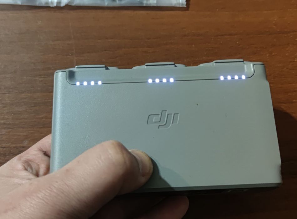 dji mini 2 fly more combo + 64gb Mavic