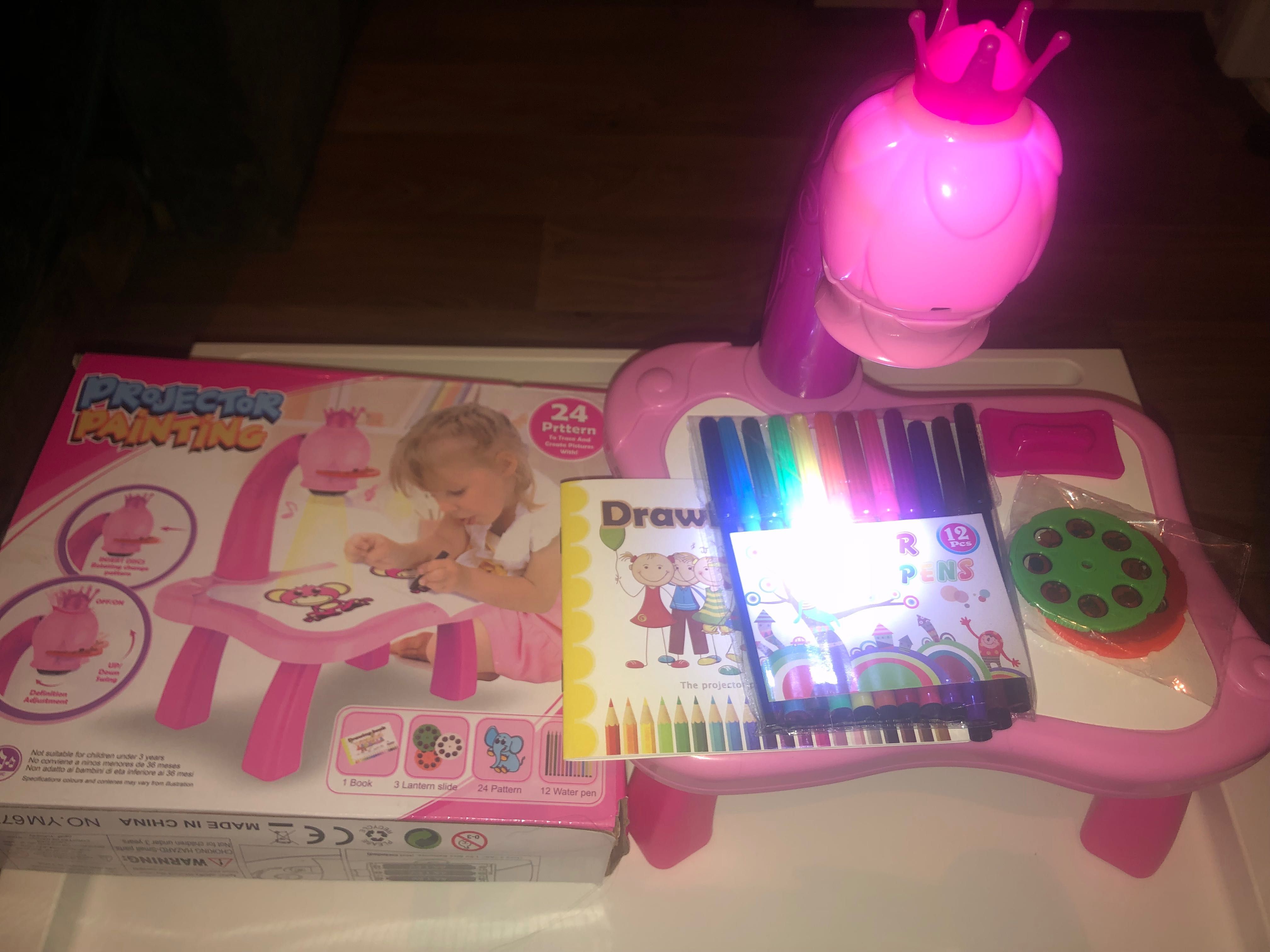 Детский столик для рисования с проектором. Стіл-проектор для малювання
