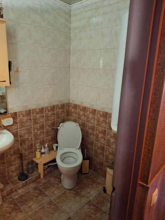 (13) Продам міцний 2-поверховий будинок в Сухому Лимані.