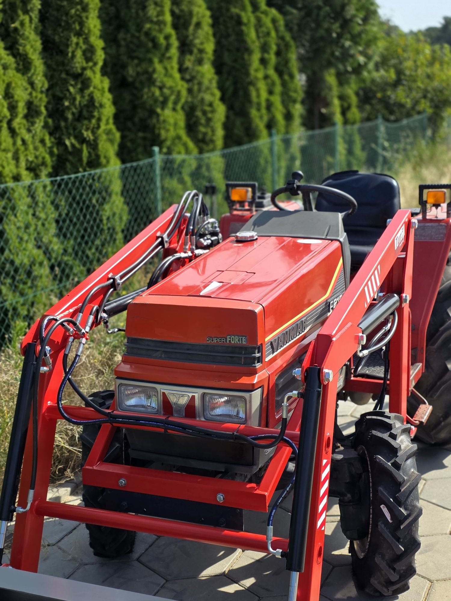Mini traktorek YANMAR F215 TUR ladowacz krokodyl (nie kubota gl iseki
