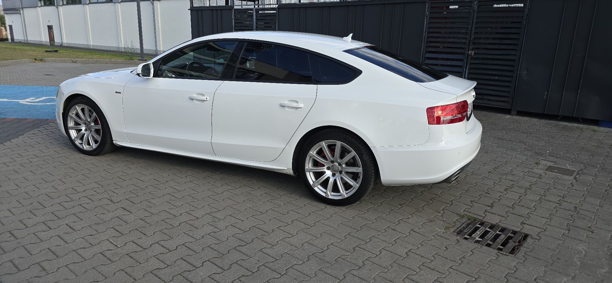 Audi A5 2.7 TDI Automat 2011 – Świeże opony!