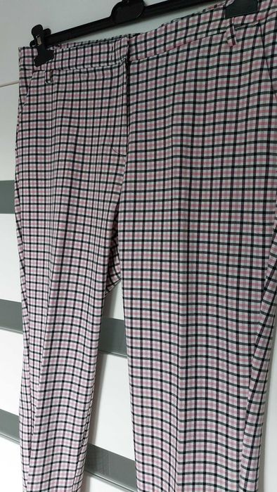 Spodnie damskie klasyczne