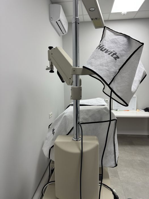 Робоче місце офтальмолога Topcon ou-3000