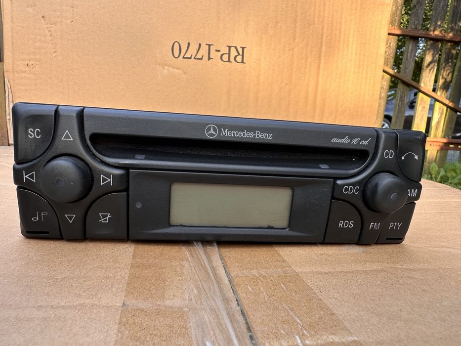 Radioodtwarzacz mercedes-benz cd