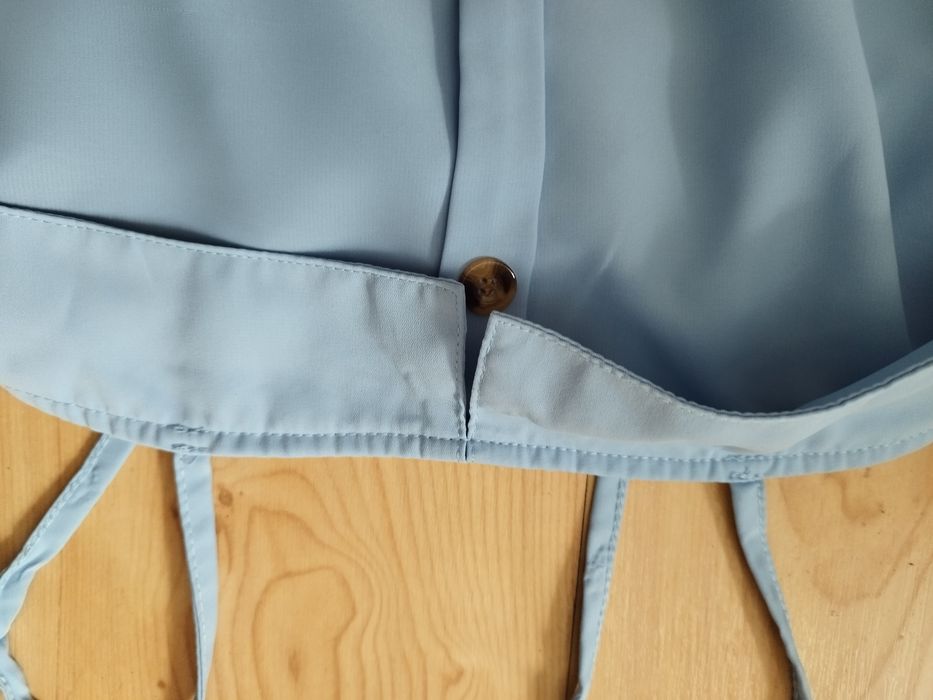 Śliczna sukienka na ramiączkach 9 lat